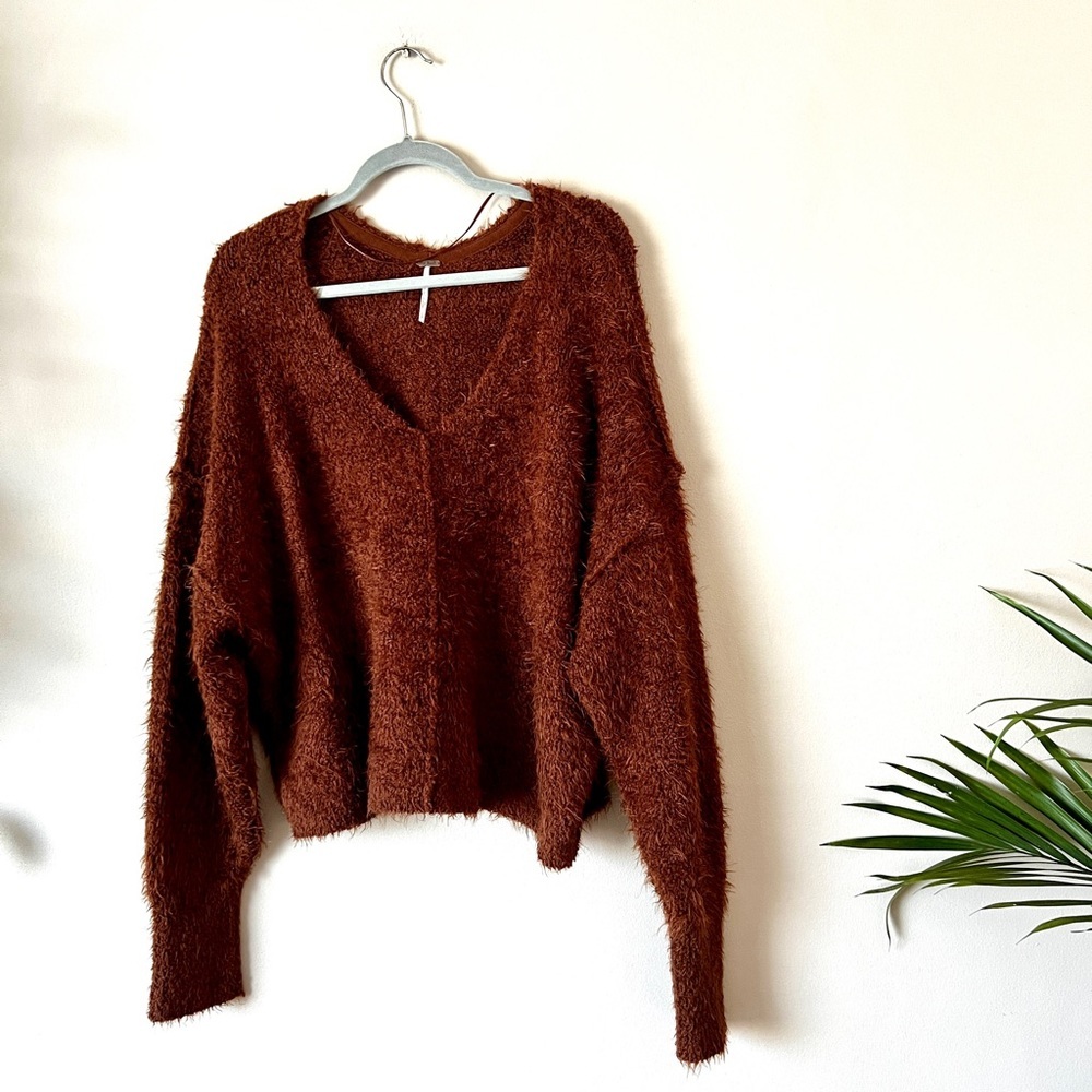 Free People Icing fuzzy oversized sweater pullover L - Picture 2 of 9